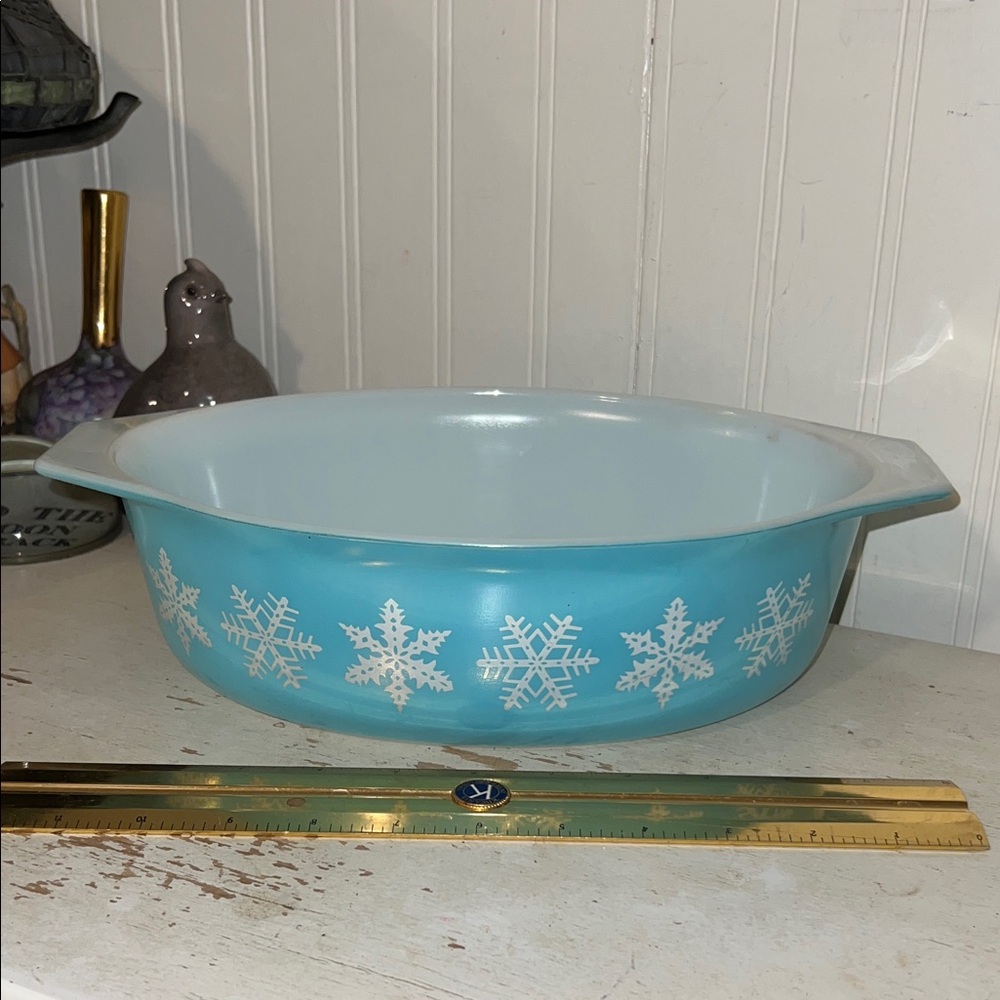 Vintage Pyrex 045 Snowflake Turquoise Casserole 2.5 qts